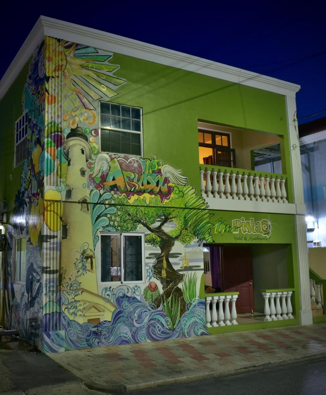 Pista Q Hostel And Apartments Oranjestad Exterior photo